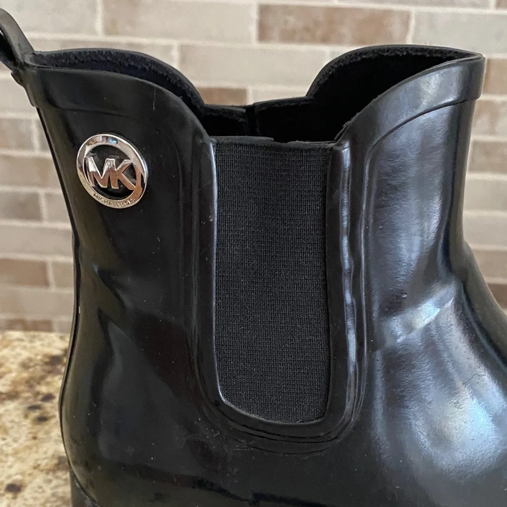 Michael Kors Black Gloss Chelsea Rain Ankle Boots